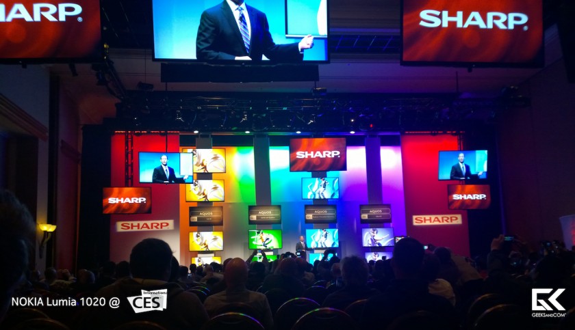Conference Sharp - CES 2014 - Geeks and Com