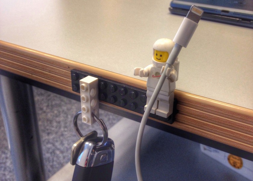 Support de cable Lego