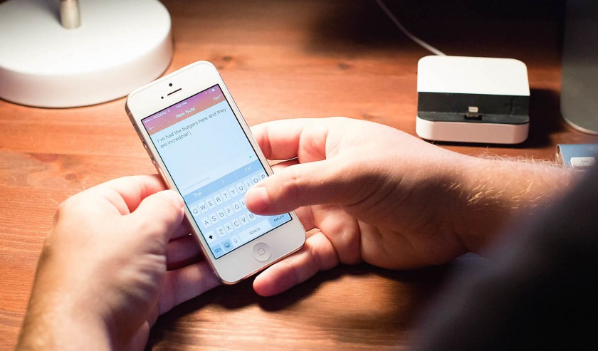 Knit - Messages privés geolocalisés