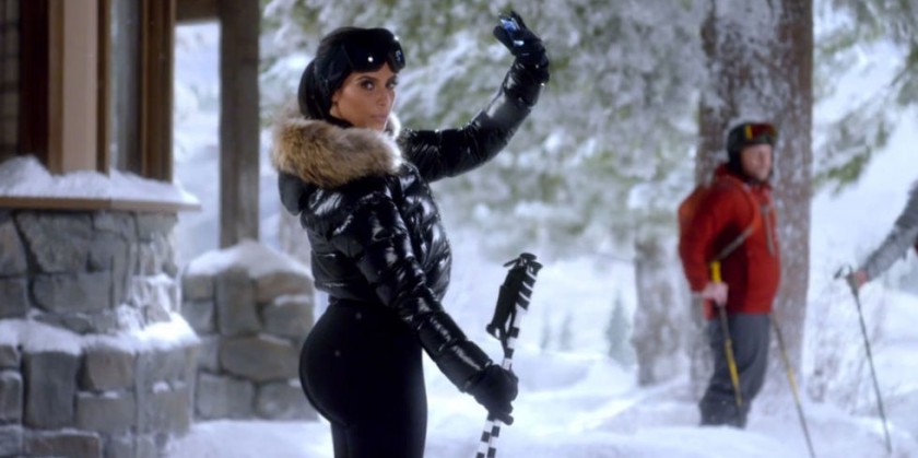 Kim Kardashian - Selfie - T-Mobile