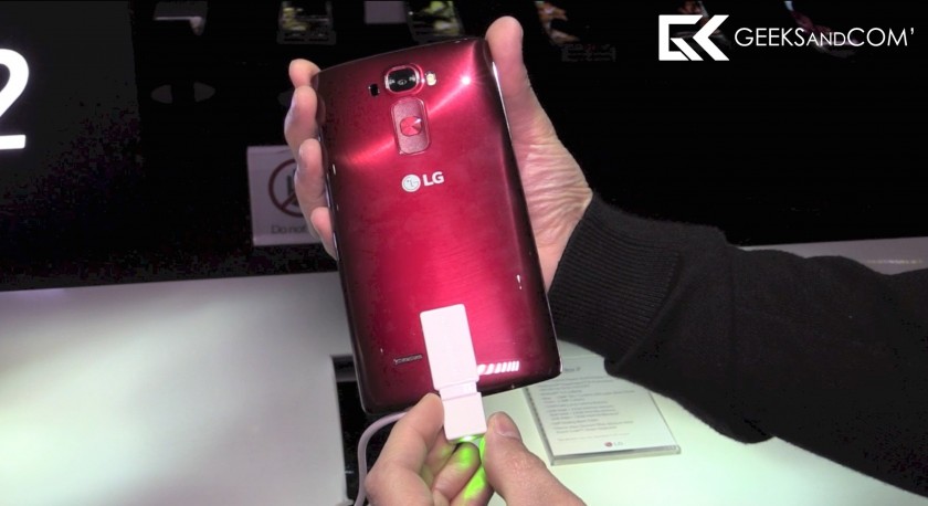 LG G Flex 2 Prise en main CES 2015