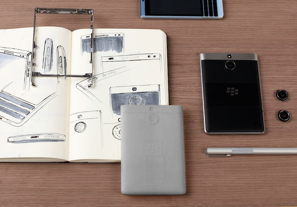 BlackBerry Passport Silver Edition - Design