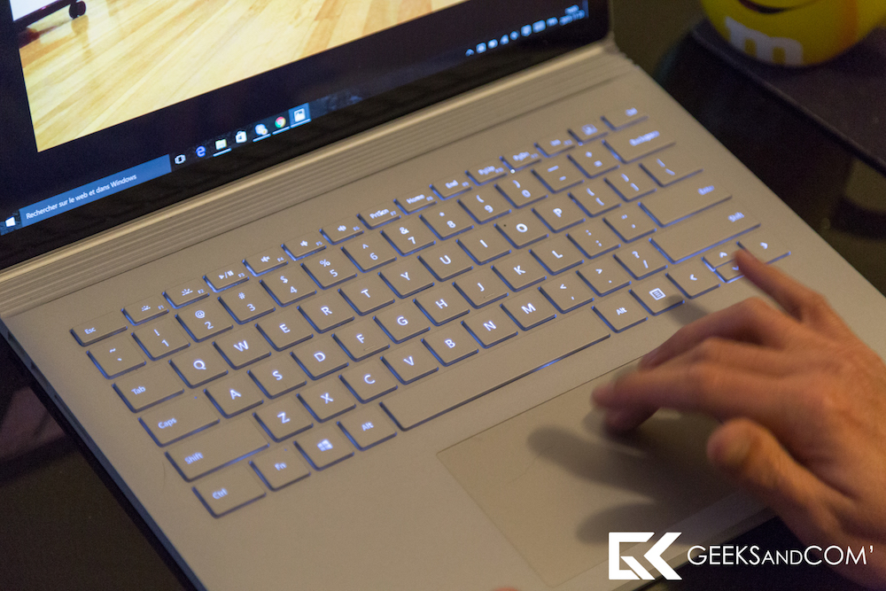 Microsoft Surface Book - Test Geeks and Com -29