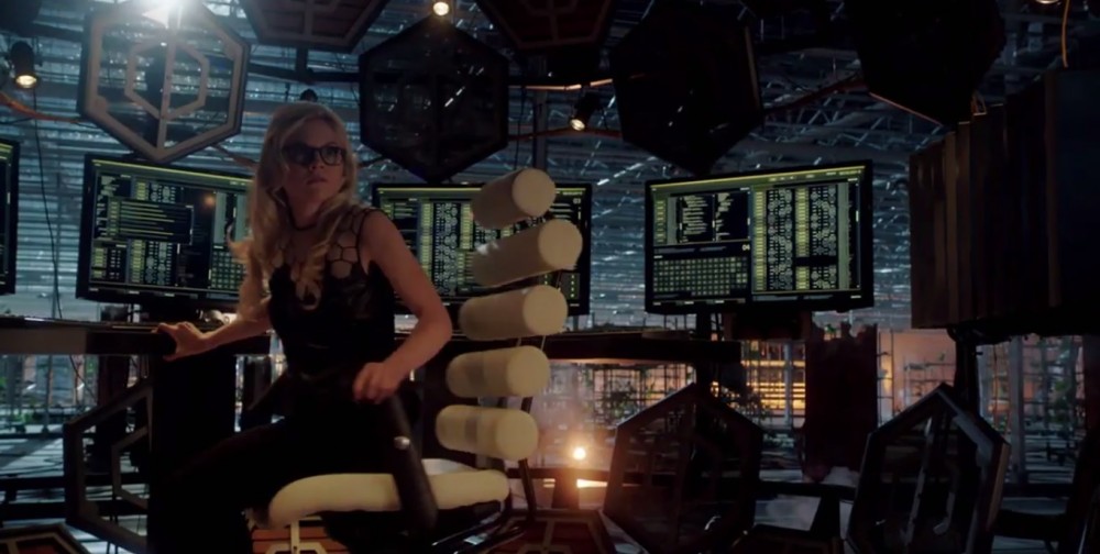 EMILY KINNEY EYED BANDIT