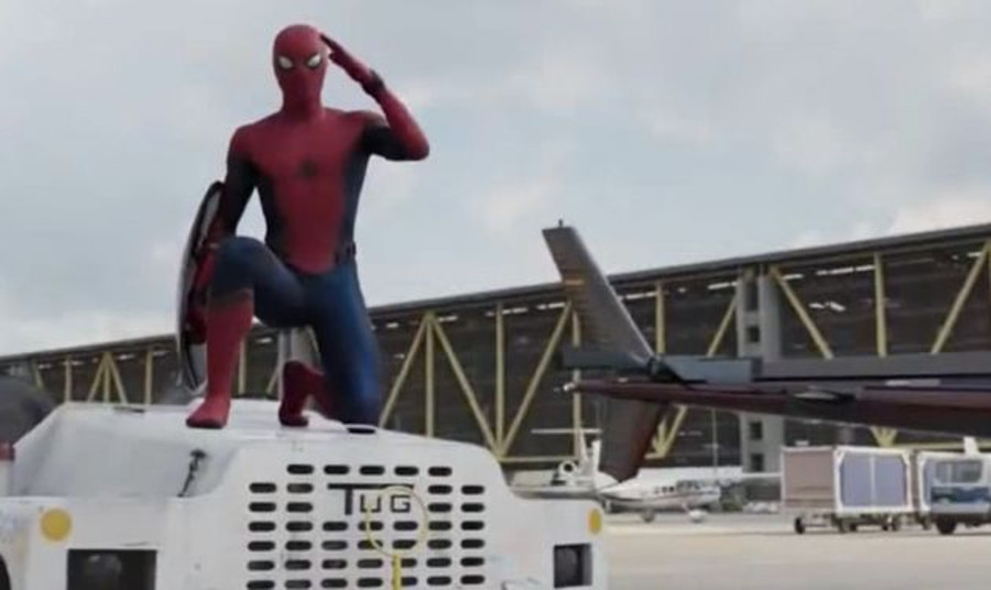 Spider-Man dans Captain America: Civil War.