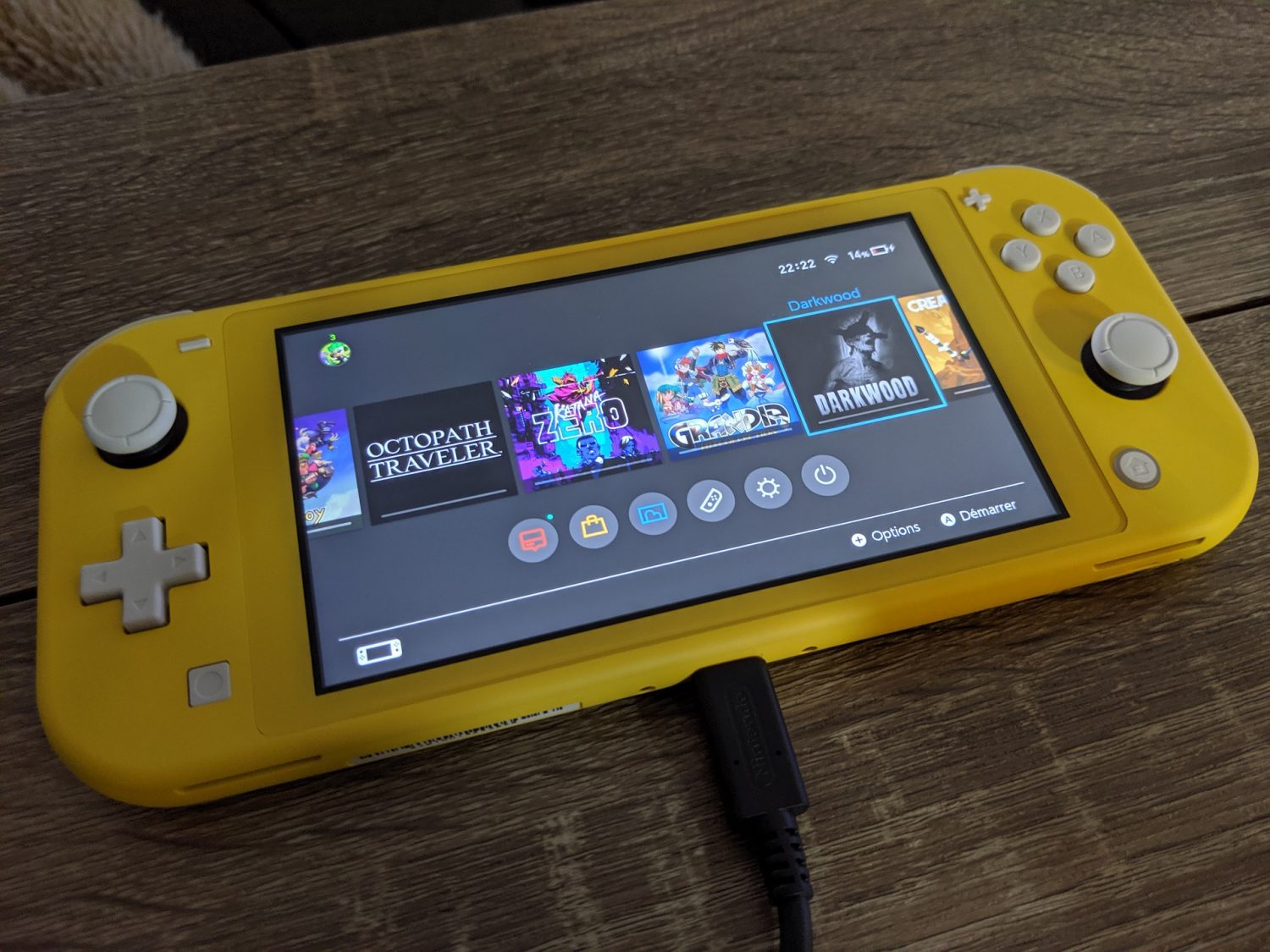 Nintendo Switch Lite La Console 100 Portable Qui A De La Gueule